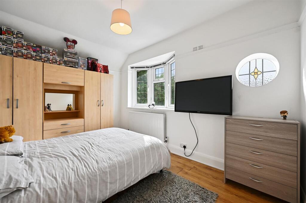 WH - 41 Rossdale - BedroomB3 (1).JPG