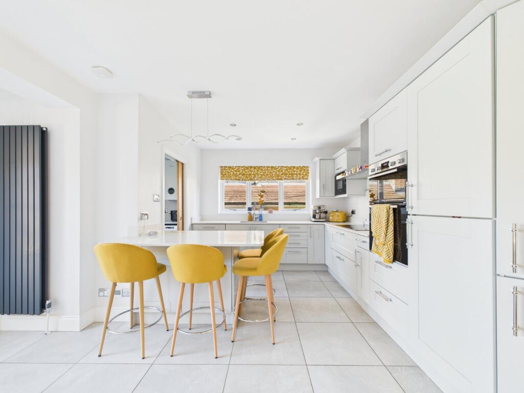 Kitchen/Breakfast