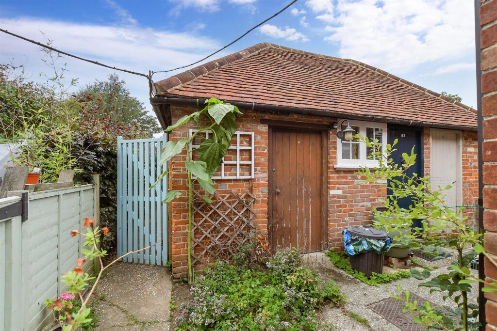 Workshop/Outbuildings