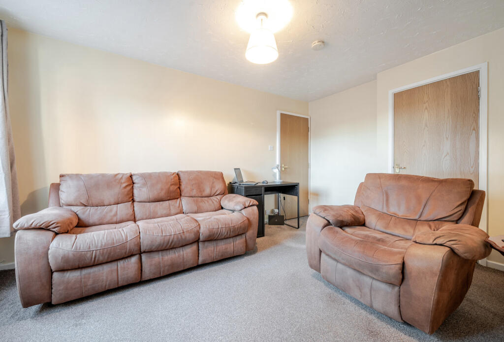 1386293-12-692ebd...