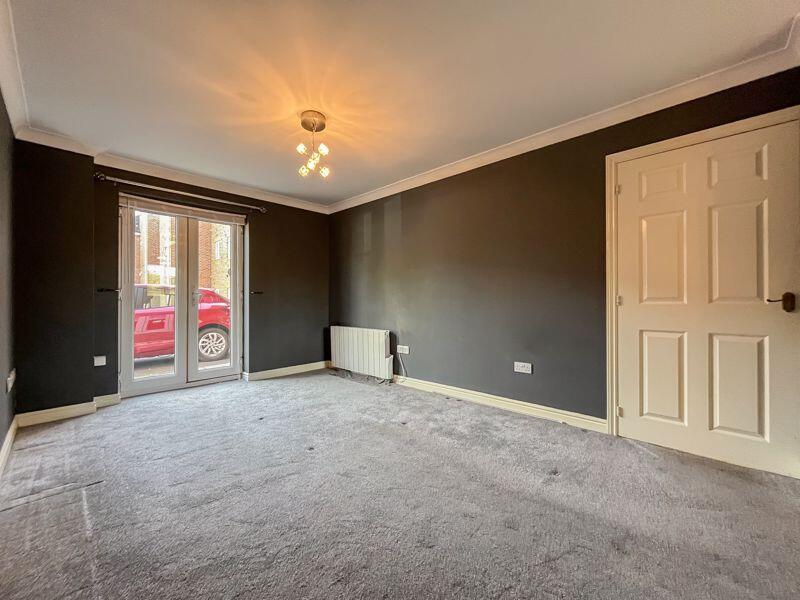 OPEN PLAN KITCHEN/LIVING ROOM