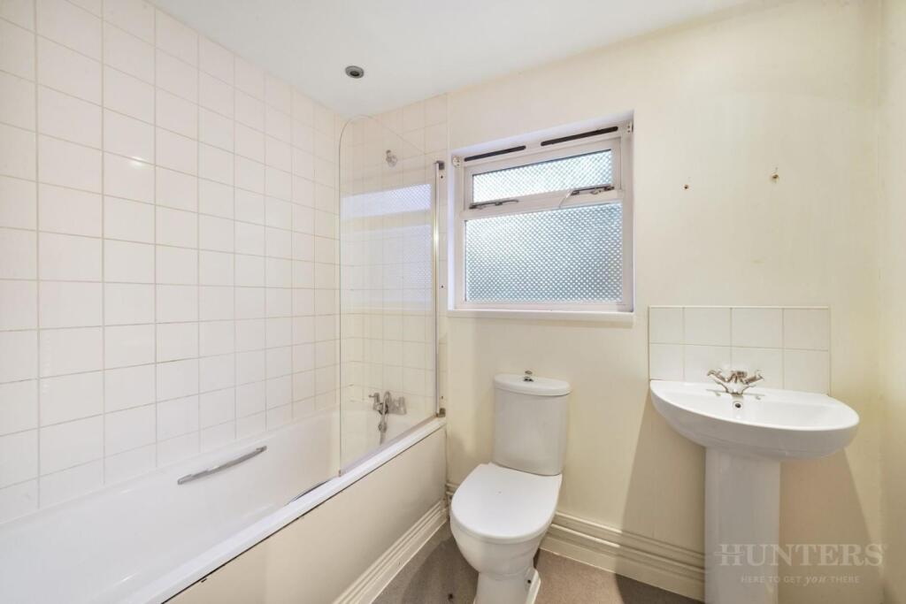 124, Lordship Lane London,  - Yy7FRWW9vKPunMLAXqO5