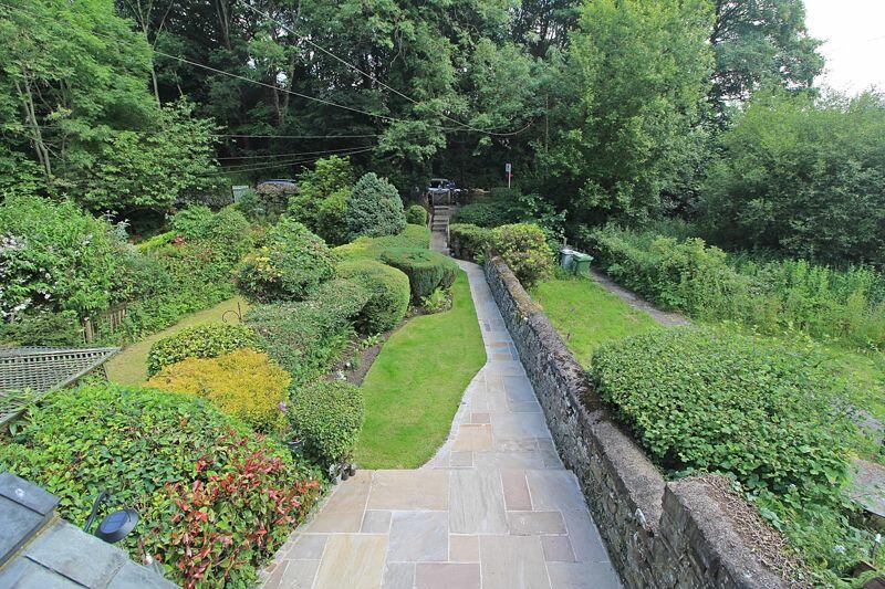 Beautiful Front Garden