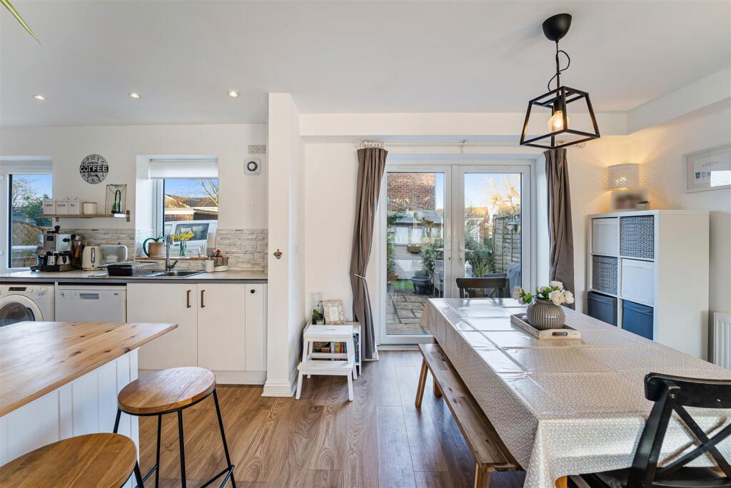 Open Plan Lounge/Kitchen/Dining Room