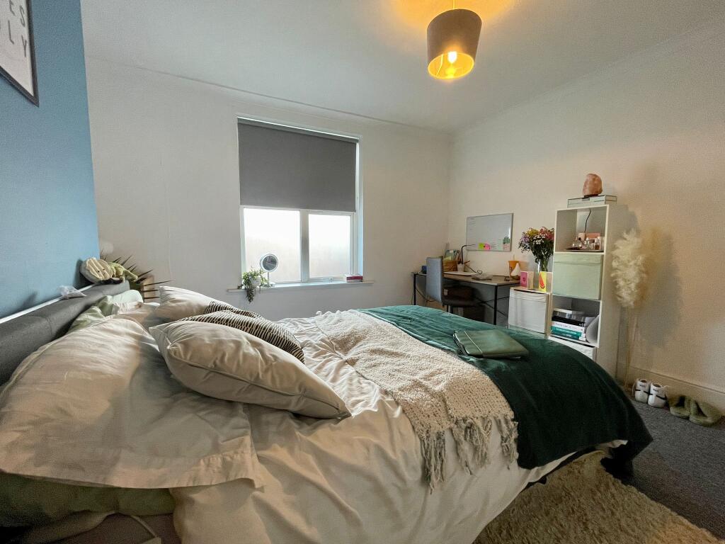 Bedrom1(2).jpeg