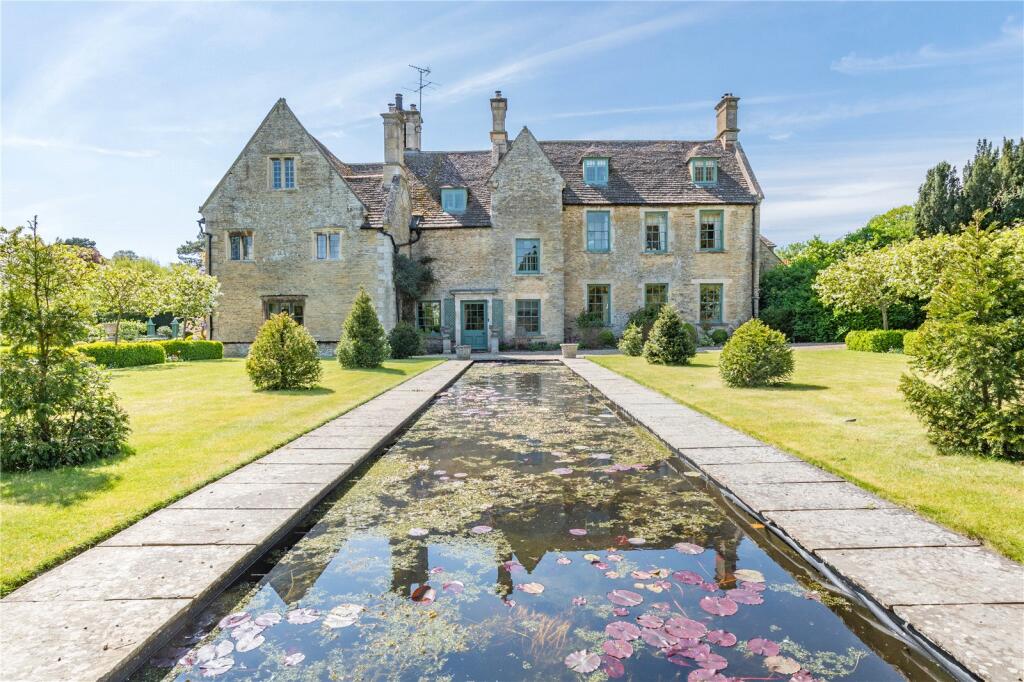 Manor House