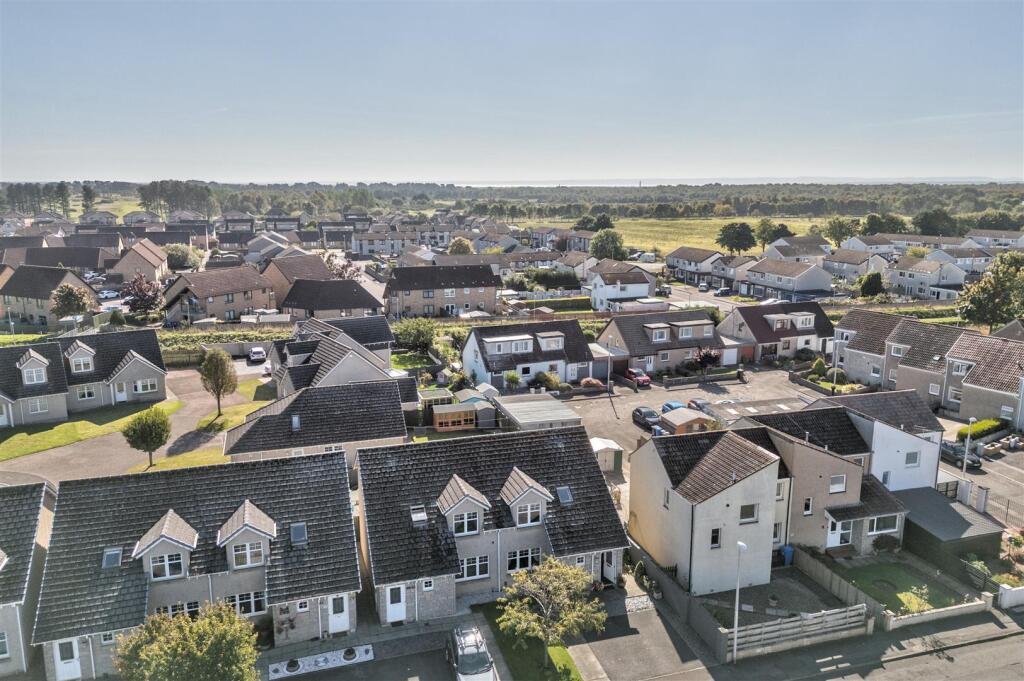 1D Ravensby Road Carnoustie-17.jpg