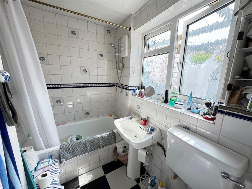 16 plas 4.jpg