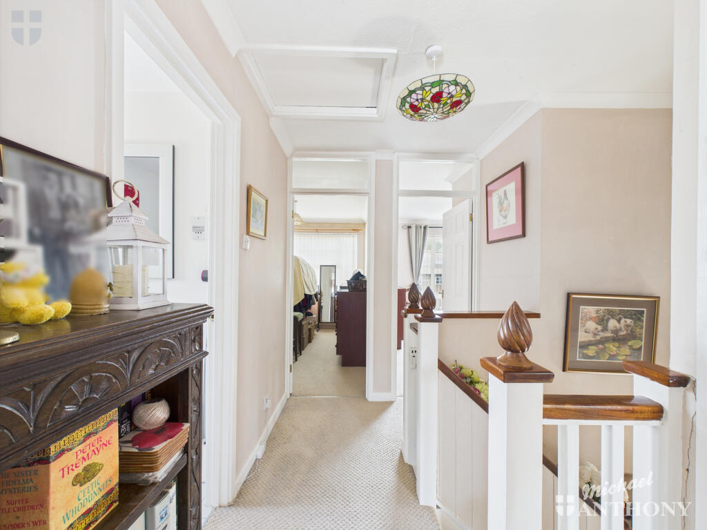 CAM03218G0-PR0737-STILL005