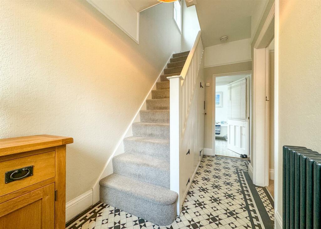 ENTRANCE HALL