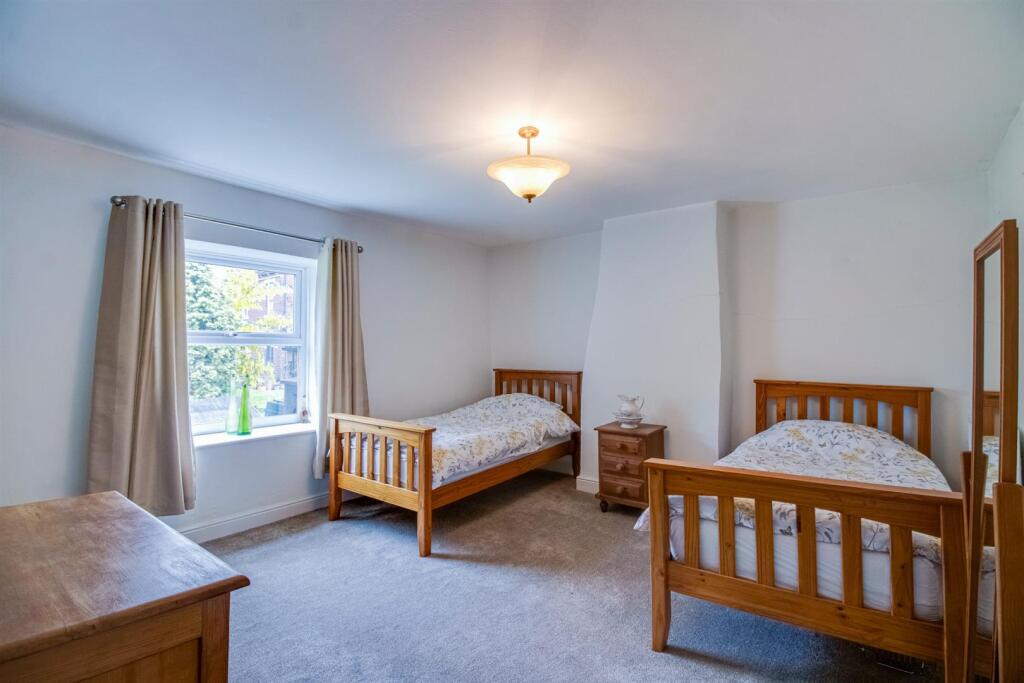 BEDROOM TWO