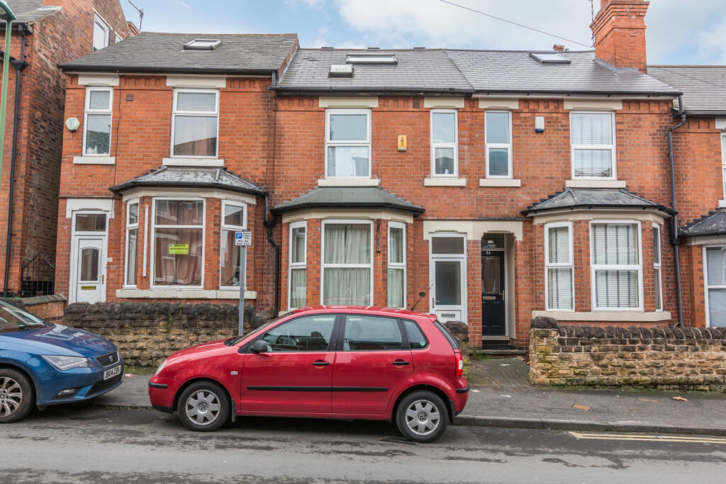 6 Bedroom terraced house - HMO