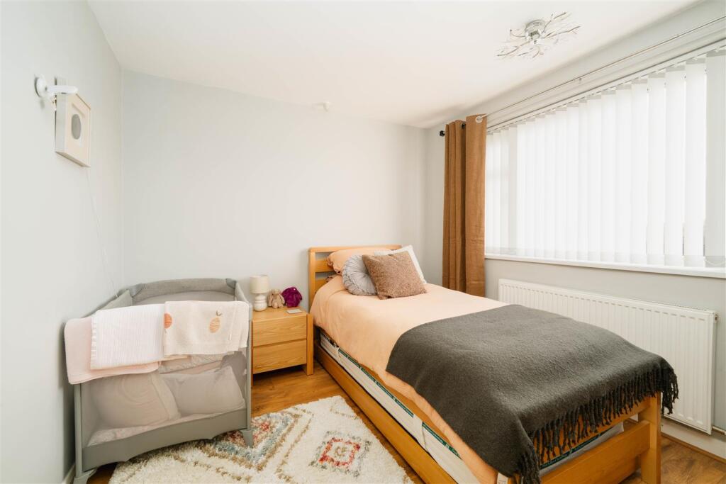 Bedroom1.jpg