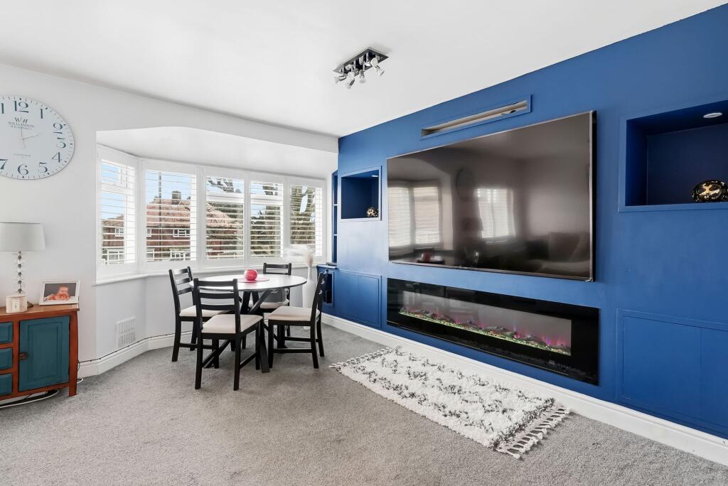 Maple Way, Coulsdon, CR5