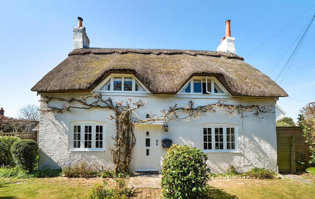 1279548 (1)c cropped.jpg