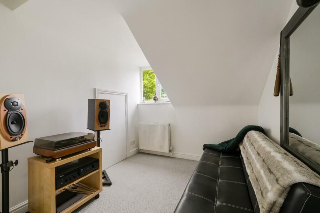 OATLANDS ROAD 46 (14).jpg