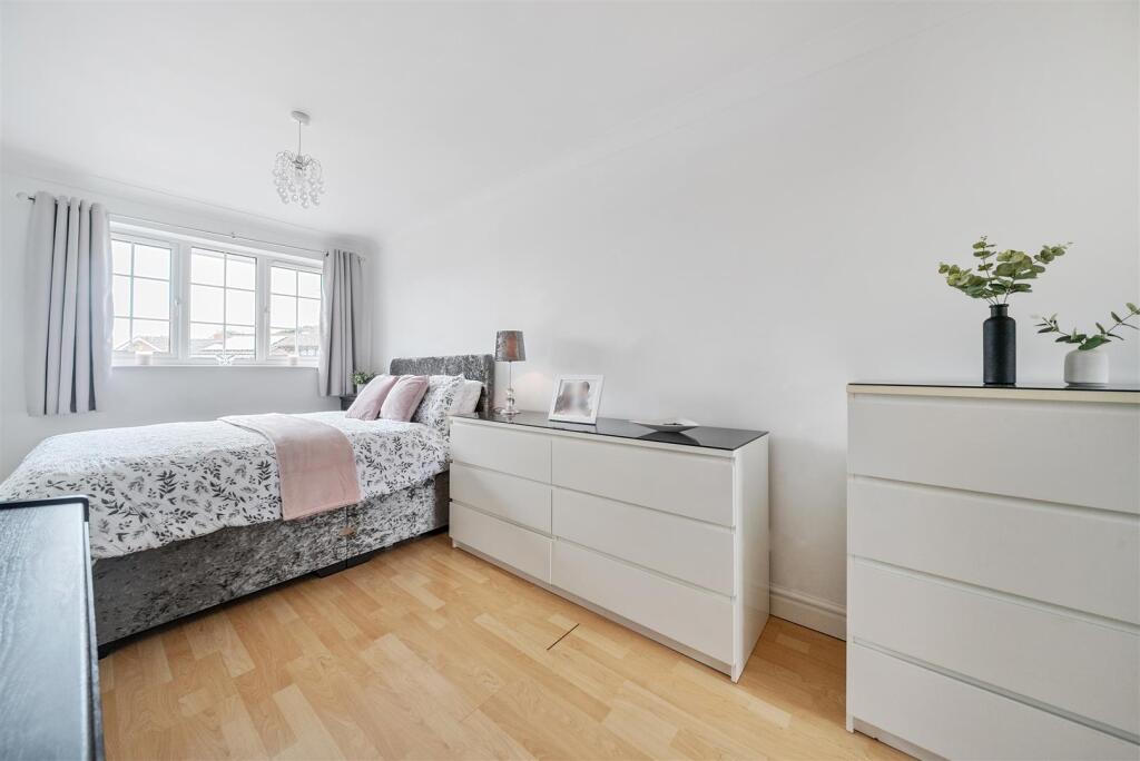 13 Keats, Galley Common