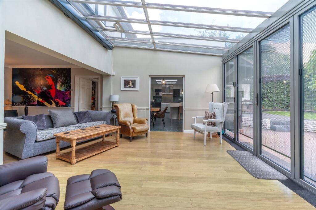 Sun Room30