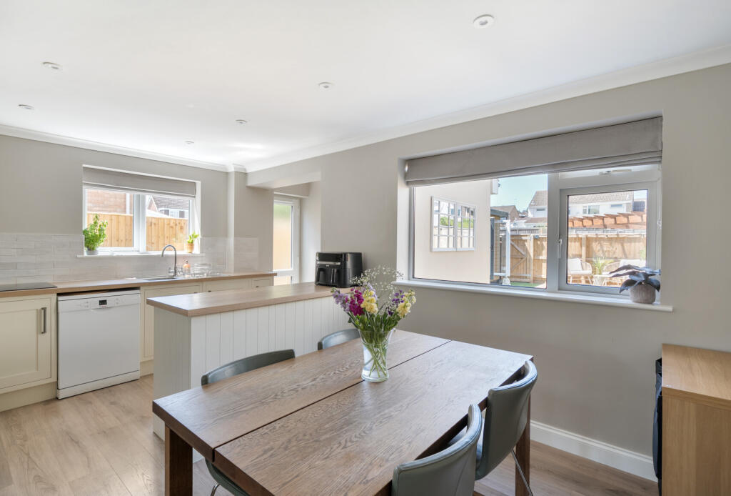 1318077-13-68627f...