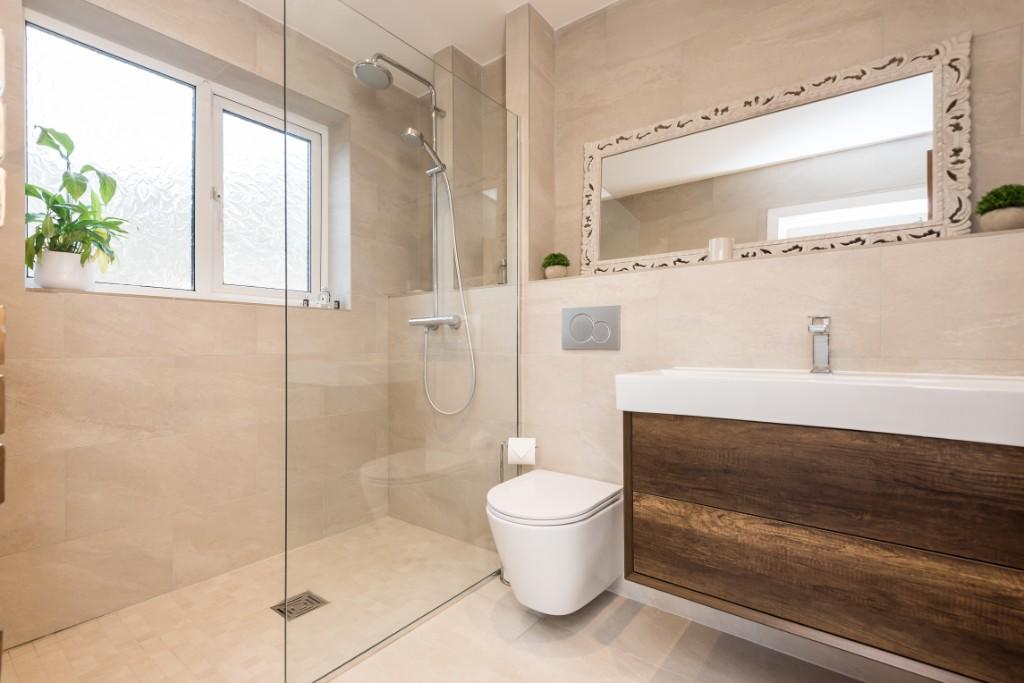 Master En-suite