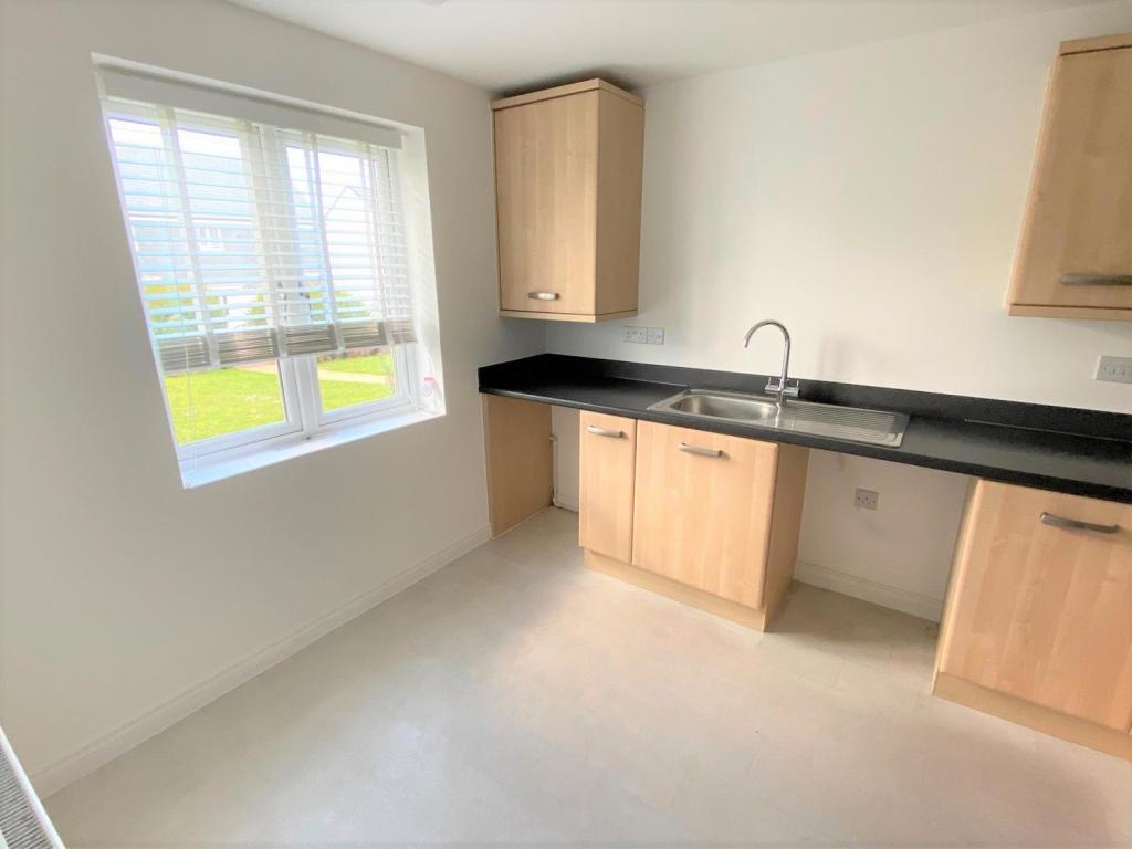 27 Oxley Vale Kitchen