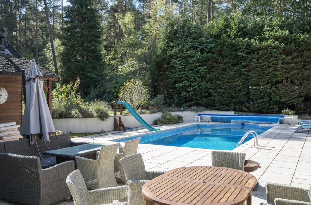 1359486-35-68dbeb...