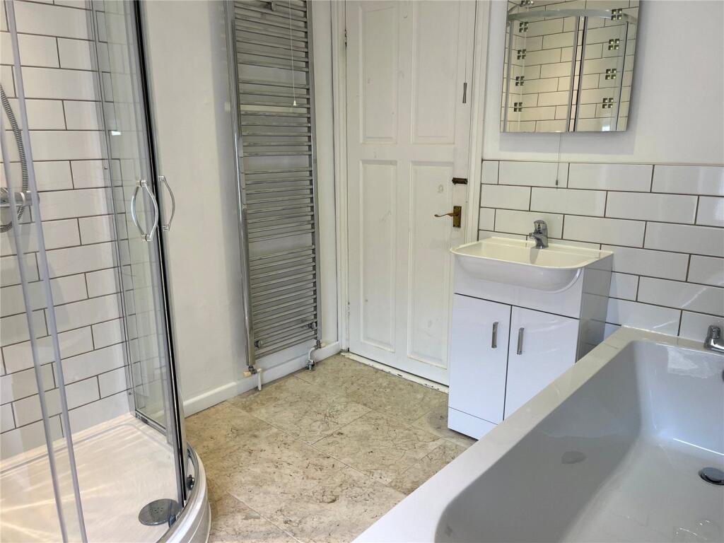 Bath/Shower Rm