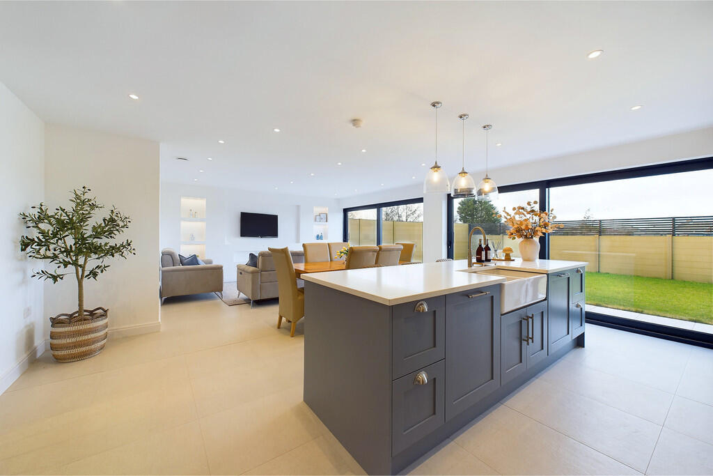 Open Plan Family ...