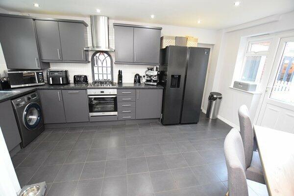 breakfast/kitchen