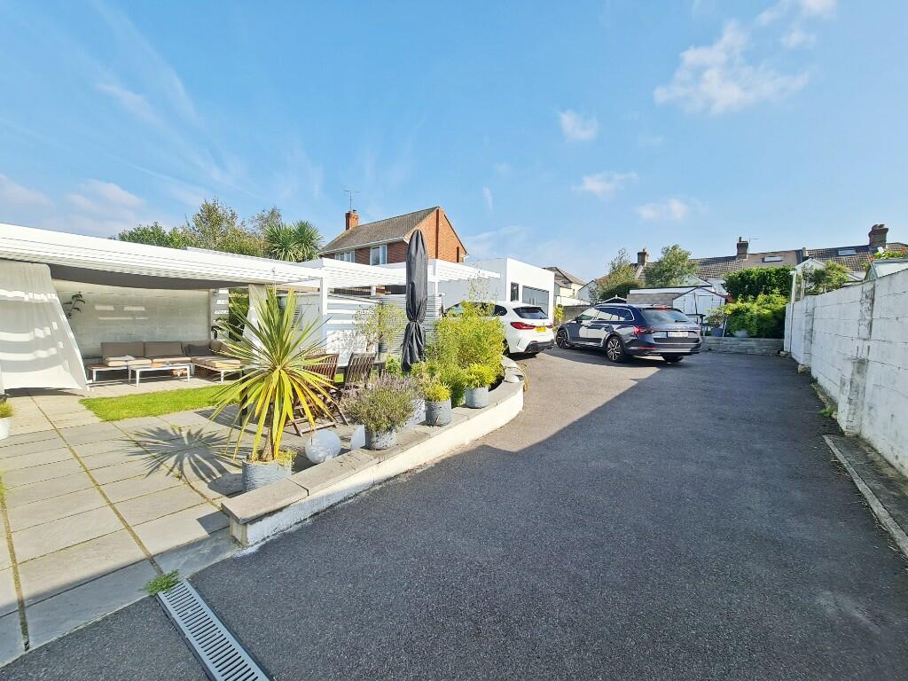 Driveway to Garage