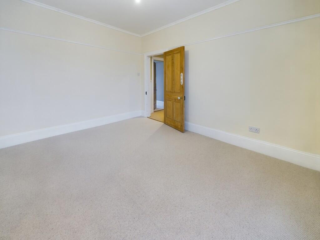 CAM02089G0-PR0387...