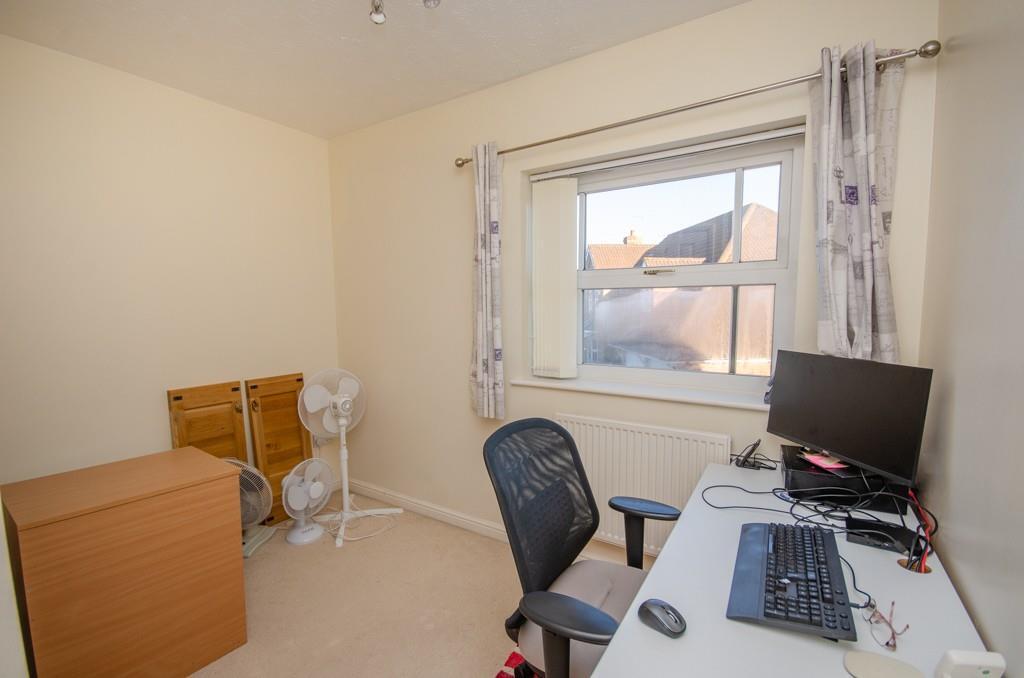 Bedroom 4.jpg