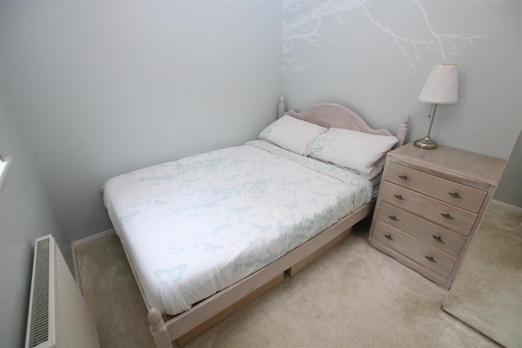 Bed 2.JPG