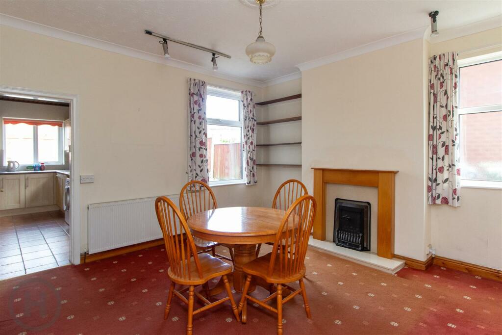 Dining Room.jpg