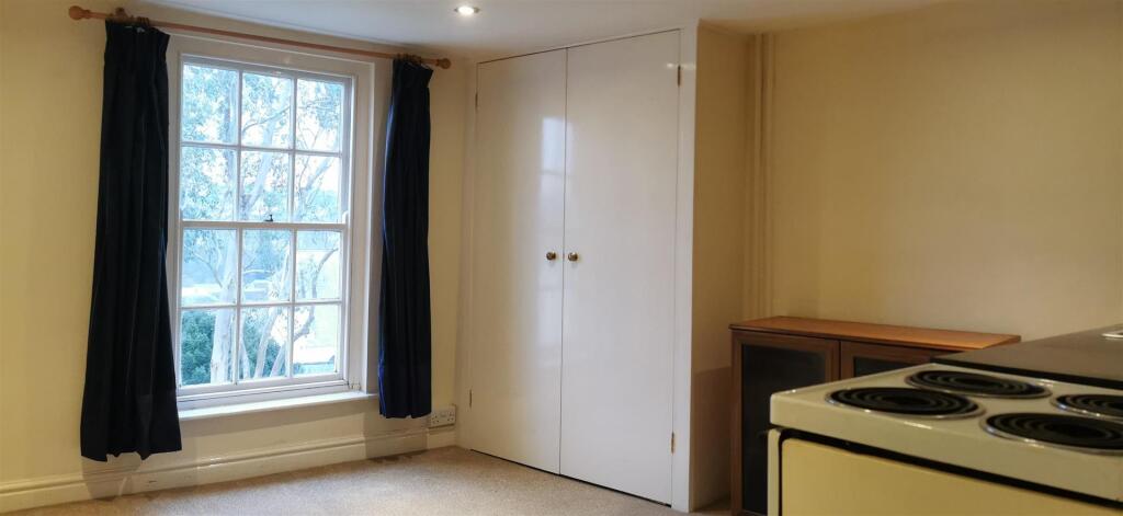 Room 4
