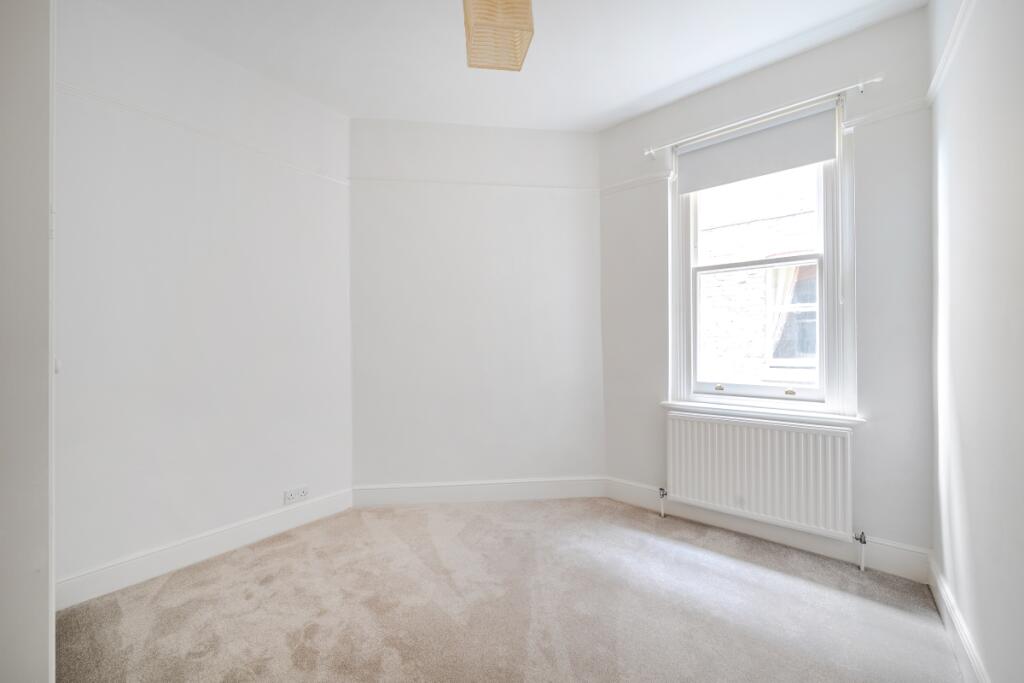 1363833-16-68ecc1...