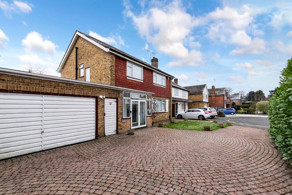 PARRY CLOSE (2).jpg
