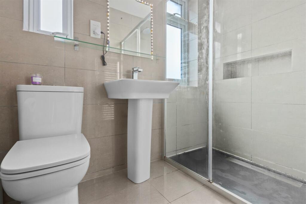 Camborne Road, ph1 (8).jpg