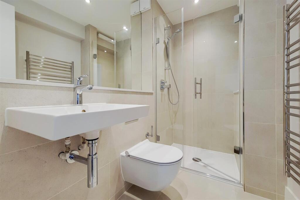 3_Ensuite-0.jpg