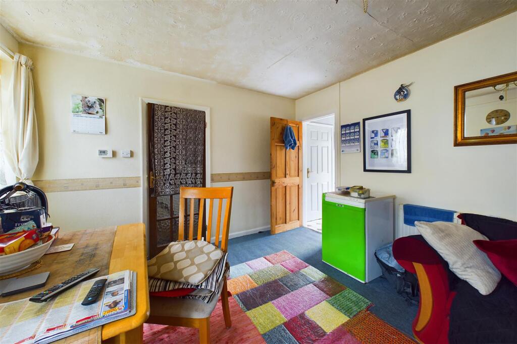 8 Ashcroft Road, Sea Mills, Bristol BS9 2NE | Free