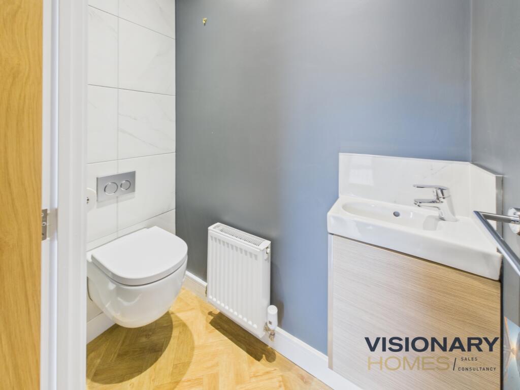 CAM03522G0-PR0216-STILL018