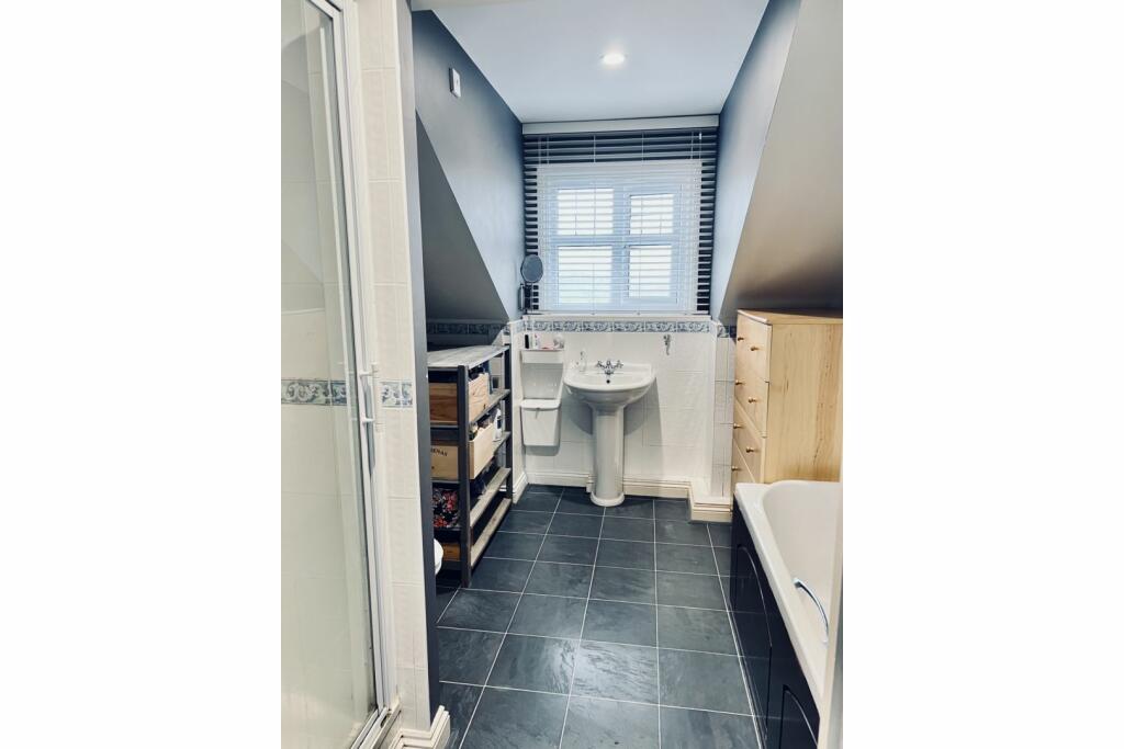 Master En-suite
