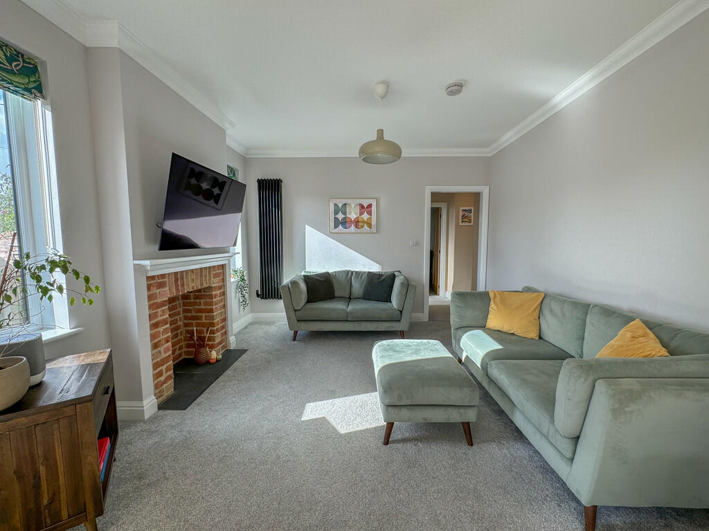 lounge 1