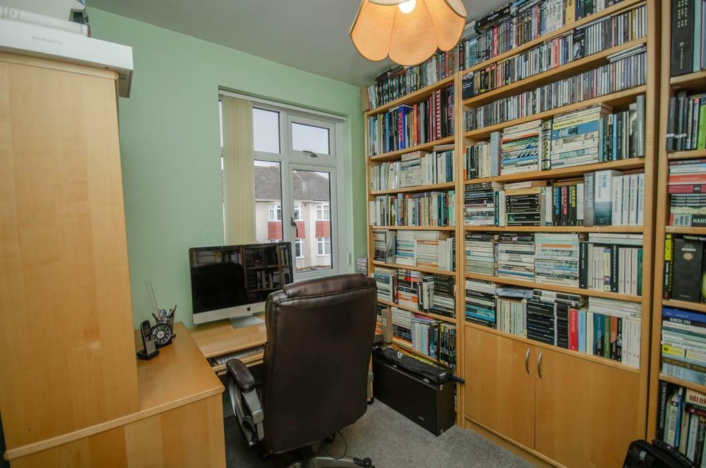 Bedroom 3.jpg