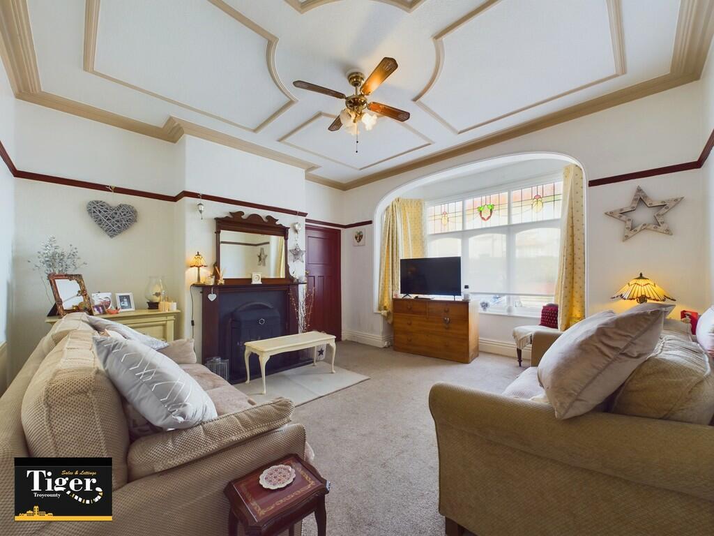 CAM03440G0-PR0024...