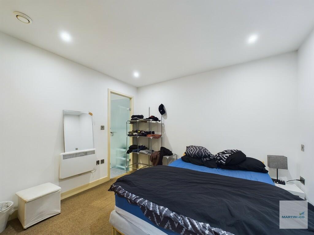 CAM03394G0-PR0058...