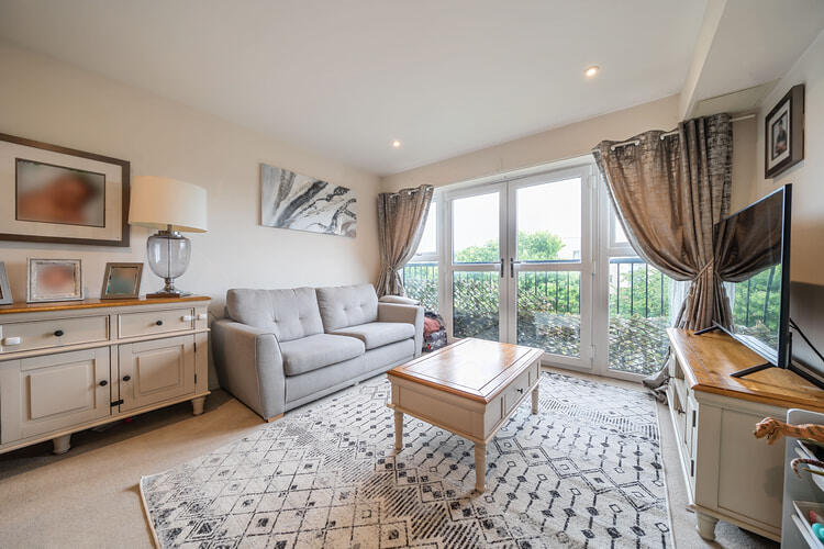 1305627 2 6841a4ca7dd67