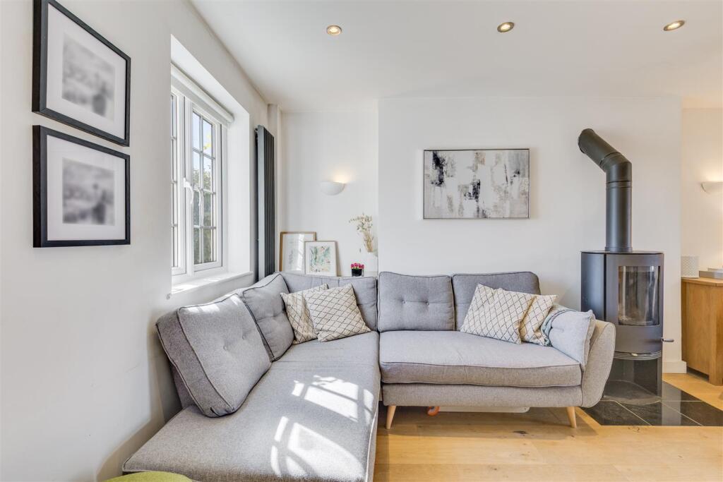 Baldock Road 72-17.jpg