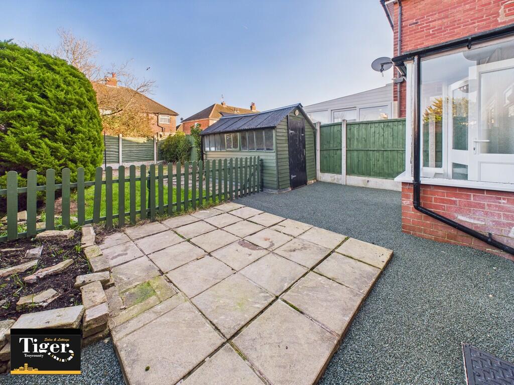 CAM02176G0-PR0761...