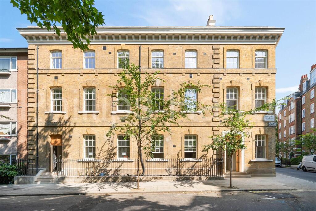 20 Newcourt Street front exterioe.jpg